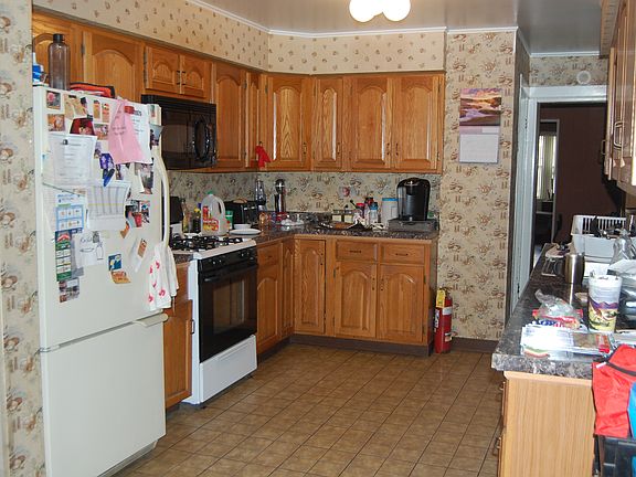4th image of 6225 W Cuyler Ave