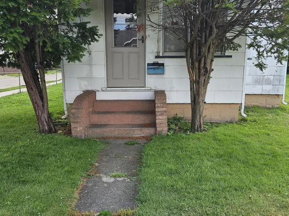 305 Chestnut Ave, Hazel Park, MI 48030