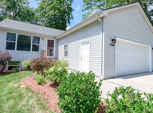 2343 Overridge Ave, Waterford, MI 48327