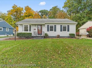 3034 Sunderland Rd, Lansing, MI 48911