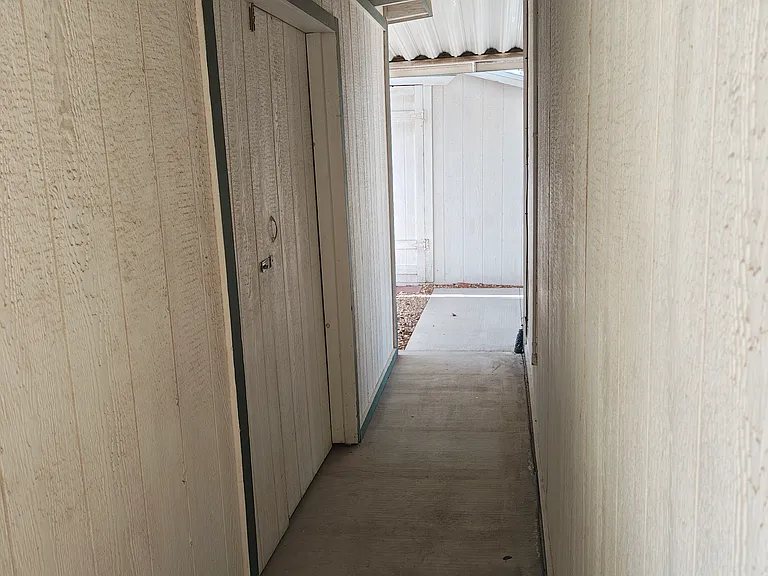 13834 Trinidad Dr — Photo 2