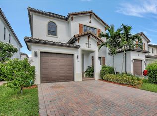 9726 W 34th Ave, Hialeah, FL 33018