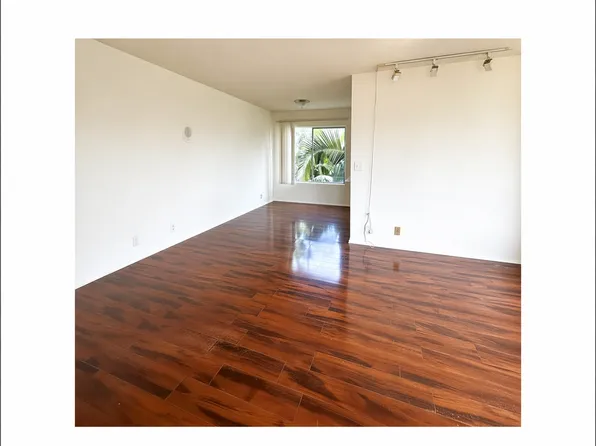 1745 Colby Ave #10, Los Angeles, CA 90025