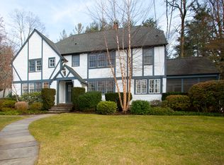 60 Summit Ave, Bronxville, NY 10708
