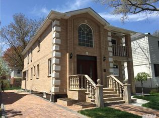 5608 Francis Lewis Blvd, Bayside, NY 11364