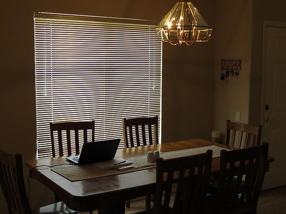 4th image of 2588 W Saguaro Bluffs Dr