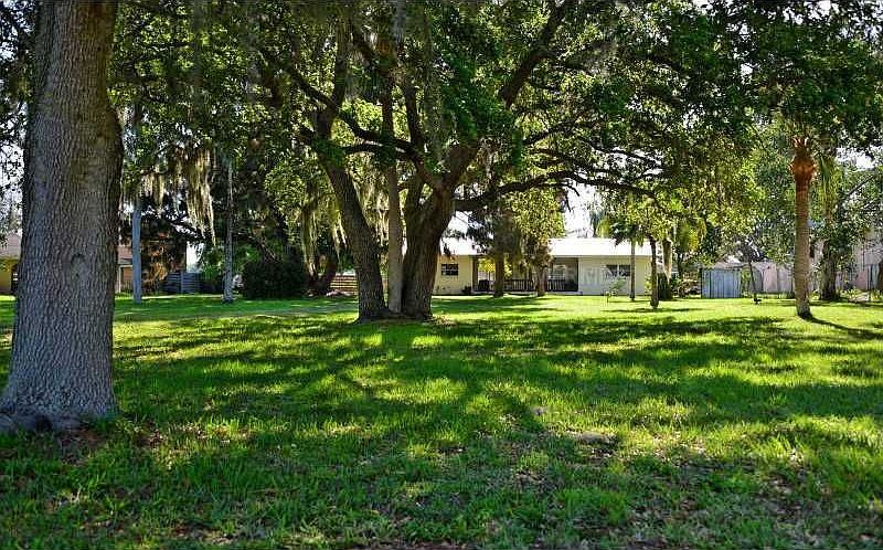 1st image of 203 Louella Ln