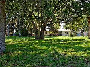 203 Louella Ln, Nokomis, FL 34275