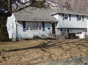 1st image of 3631 Lyndale Dr