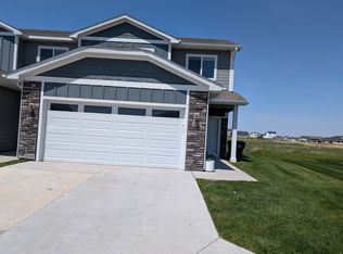 203 NW Greenway Pl, Waukee, IA 50263