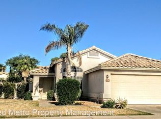 7230 W La Senda Dr, Glendale, AZ 85310