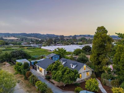 68 Live Oak Rd, Royal Oaks, CA, 95076