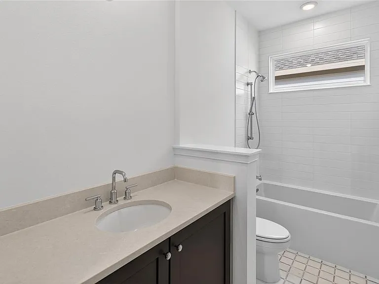 2926 Sailhouse Dr — Photo 7
