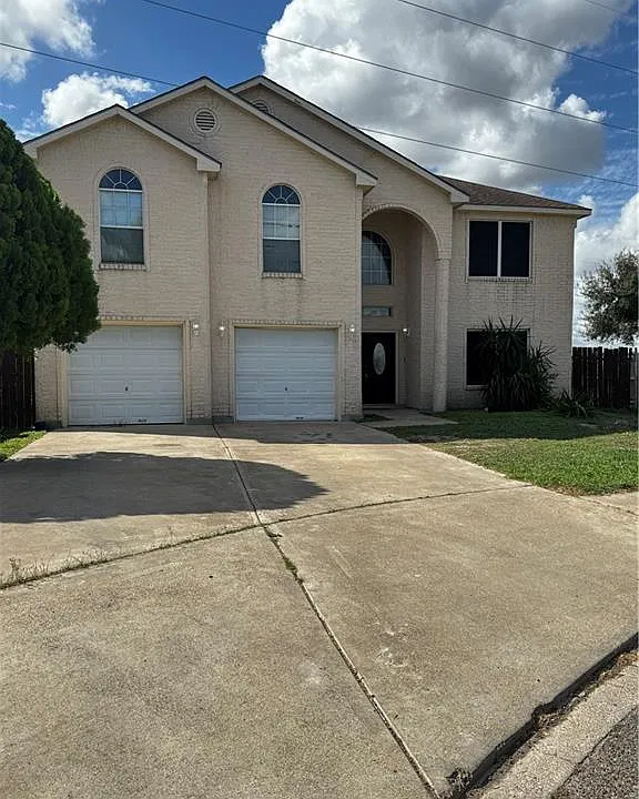 2517 Ulex Ave