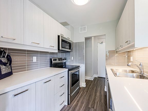 3rd image of 630 Vesta Dr #1187224