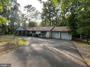 230 Burrs Rd, Burlington, NJ 08016