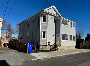 306 Caroline St, Fall River, MA 02721
