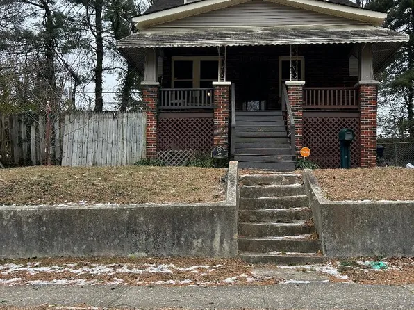 2206 Staunton Ave NW, Roanoke, VA 24017