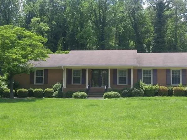6718 Terry Ln, Charlotte, NC 28215