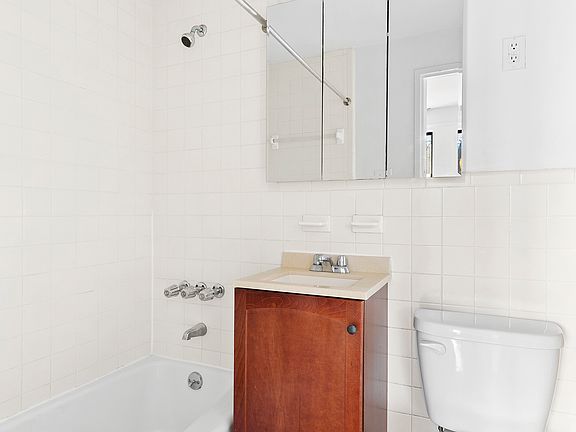 5th image of 127 W 81st St APT 2B