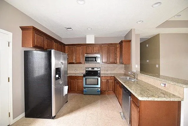 803 Boston Ave #A — Photo 5