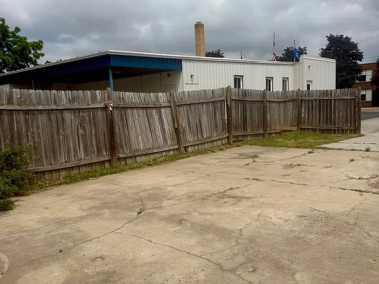 127 N Saint Augustine St — Photo 8
