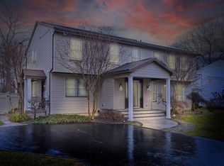 428 S Camelback Dr, Galloway, NJ 08205