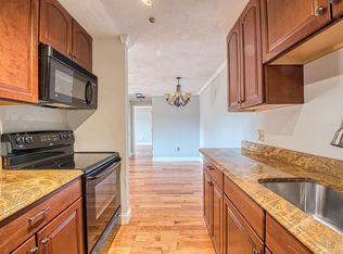 47 Juniper Rd UNIT F9, North Attleboro, MA 02760