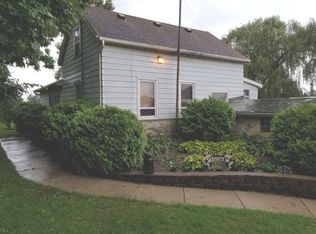 N6157 Switzke Rd, Johnson Creek, WI 53038