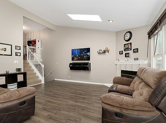 5th image of 607 River Bluff Dr