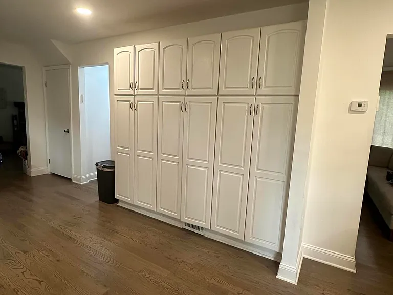 422 W Lake Ave — Photo 5