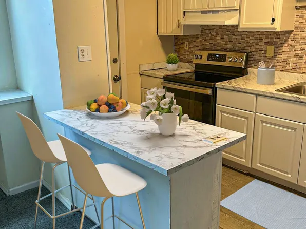 2527 S Millick St #31, Philadelphia, PA 19142