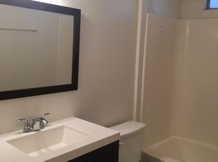 8403 Lindley Ave APT 3, Northridge, CA 91325