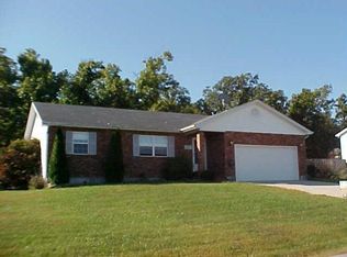 19762 Stirrup Ln, Waynesville, MO 65583