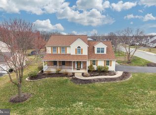 1537 Meadowview Dr, Pottstown, PA 19464