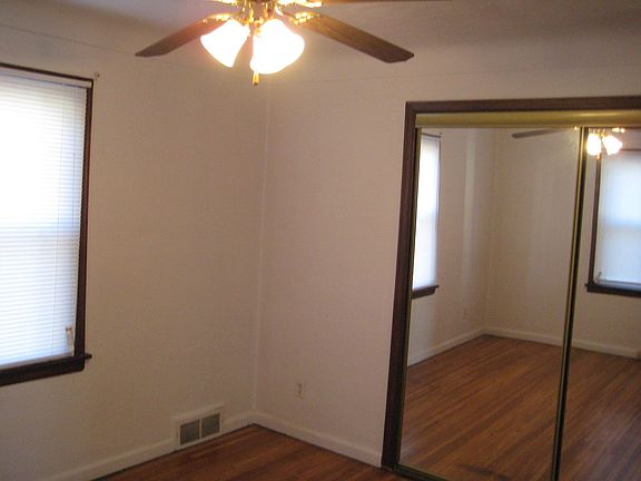 5th image of 3120 Haughton Dr