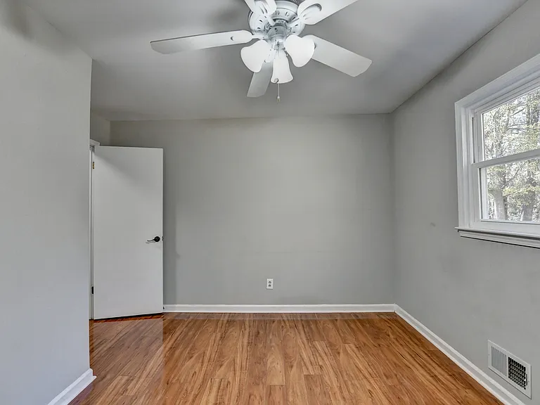 1249 Renee Dr SW #1 — Photo 17