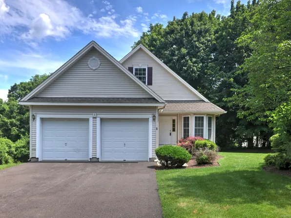 25 Hamden Hills Drive #9, Hamden, CT 06518