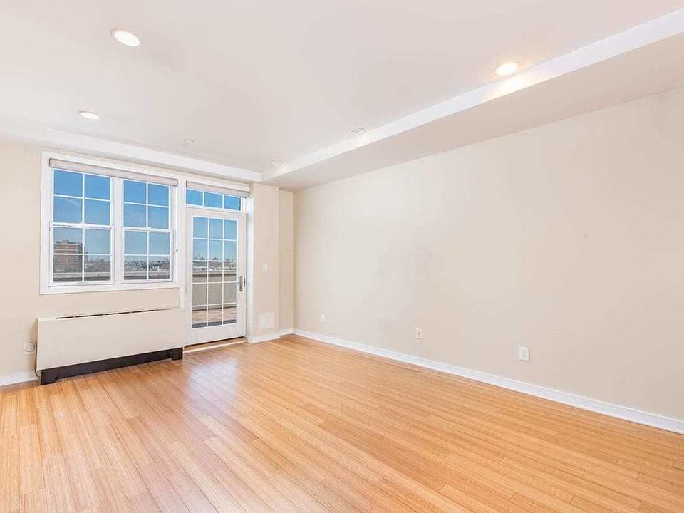 1st image of 25-19 35th St Penthouse A