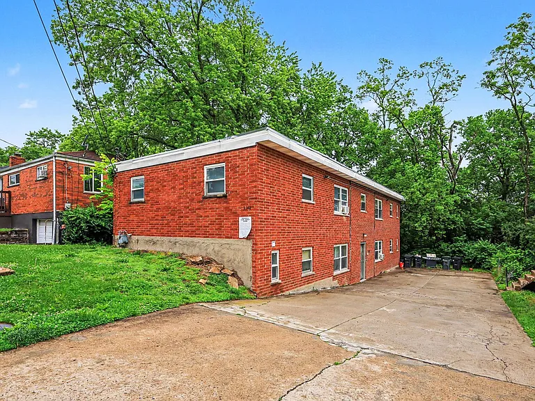 3348 Ninann Ct — Photo 3