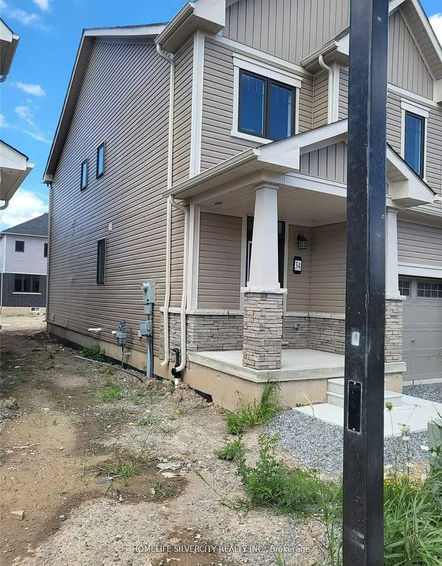 3 bed, $2,599 — Photo 2