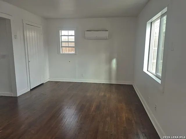 417 Eleanor Ave #2 — Photo 5