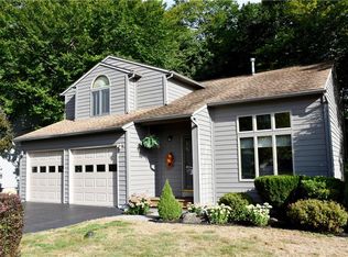 6017 Haifa Ln, Cicero, NY 13039