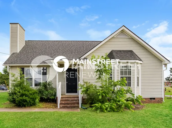 317 Central St, Clayton, NC 27520