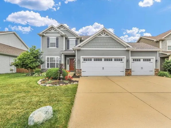 407 Banbury Ln, Savoy, IL 61874