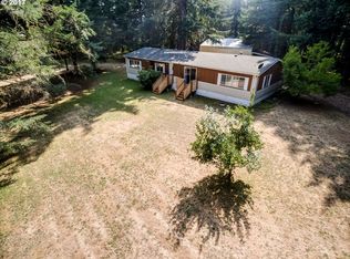 27684 Hing Ln, Lorane, OR 97451