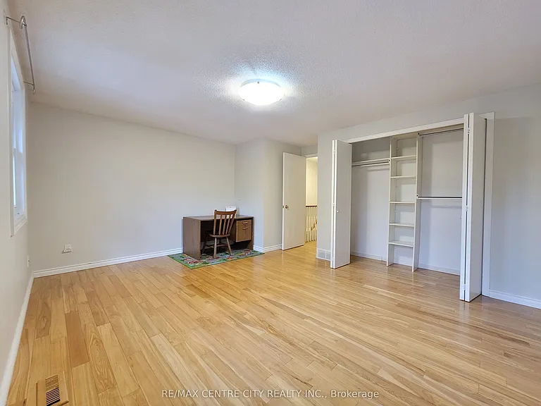 1247 Huron St — Photo 11