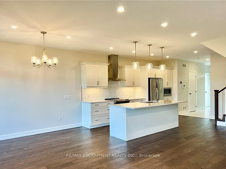 7174 Parsa St — Photo 5