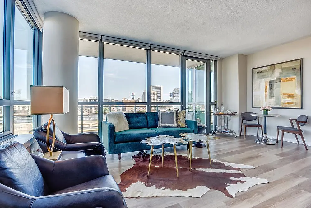 1 bed, 750 sqft, $2,636 — Photo 1
