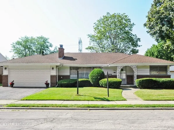 5729 Capri Ln, Morton Grove, IL 60053